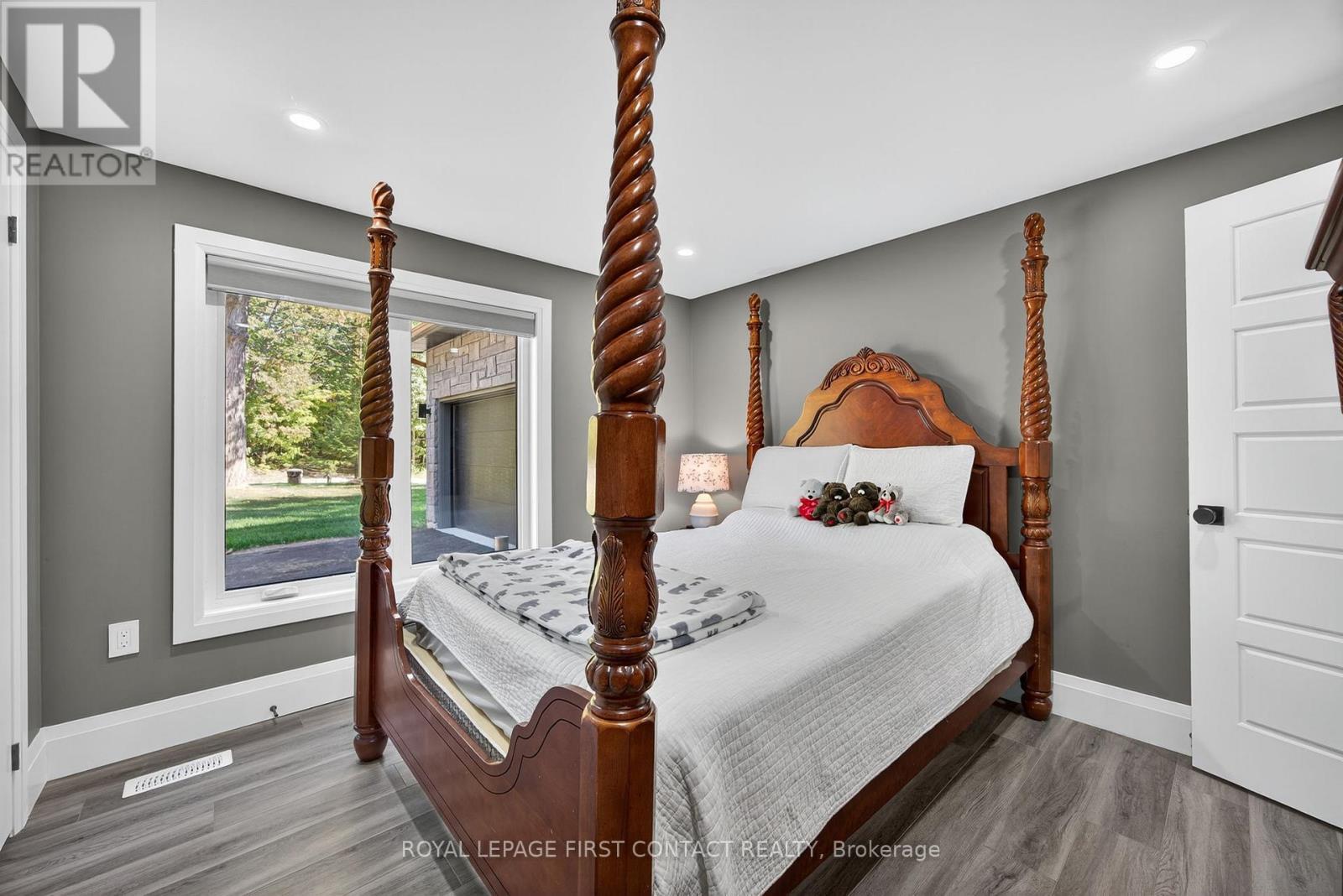 












3200 GOLDSTEIN ROAD

,
Severn,




Ontario
L0K2B0

