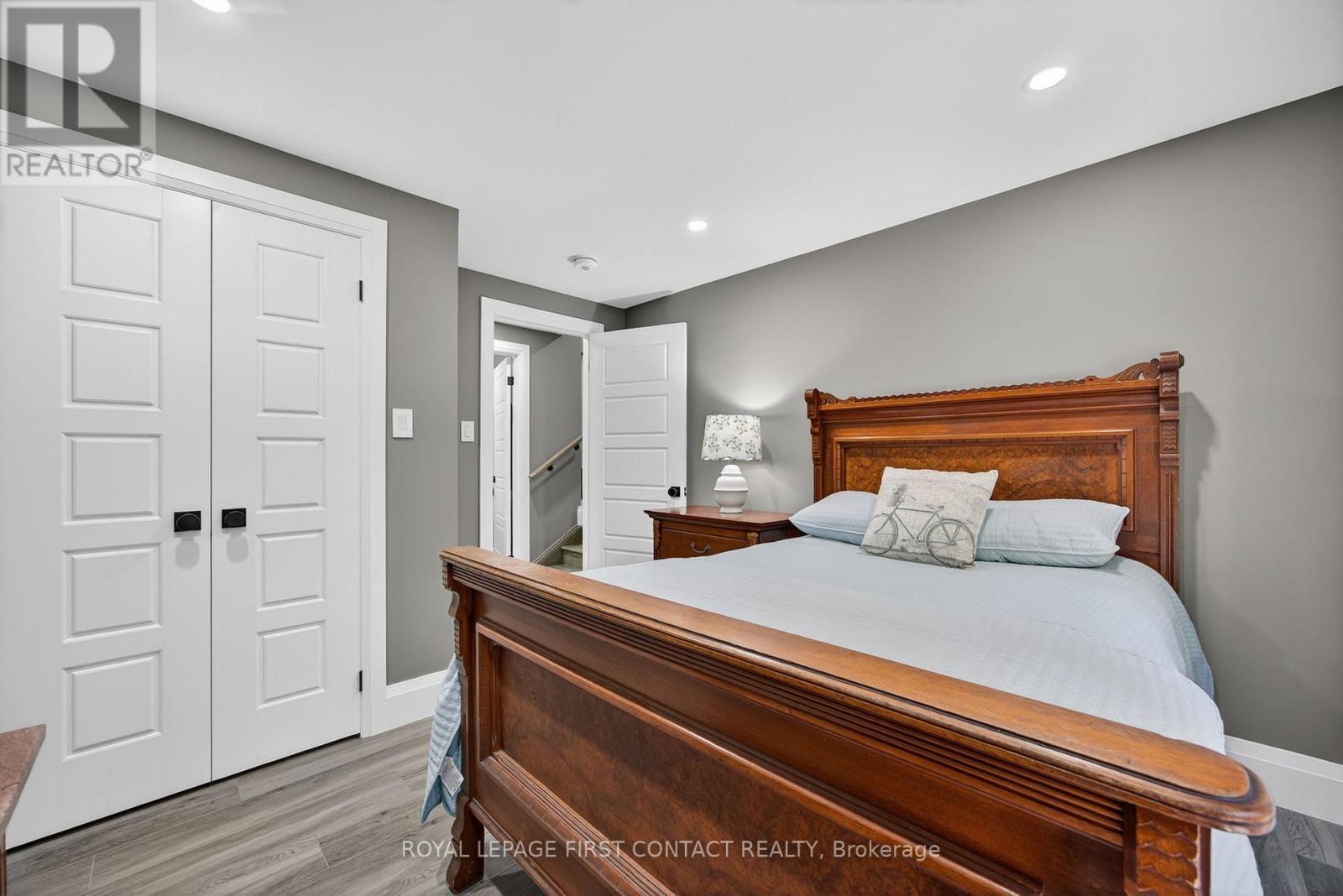 












3200 GOLDSTEIN ROAD

,
Severn,




Ontario
L0K2B0

