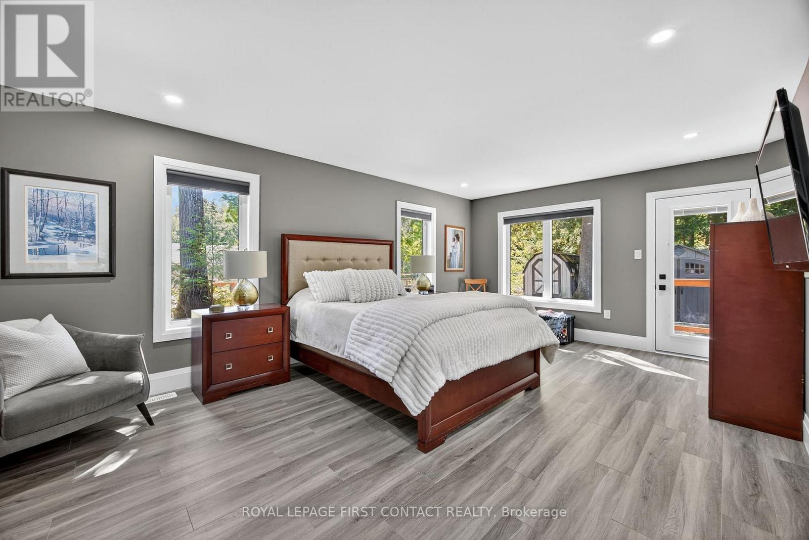 












3200 GOLDSTEIN ROAD

,
Severn,




Ontario
L0K2B0

