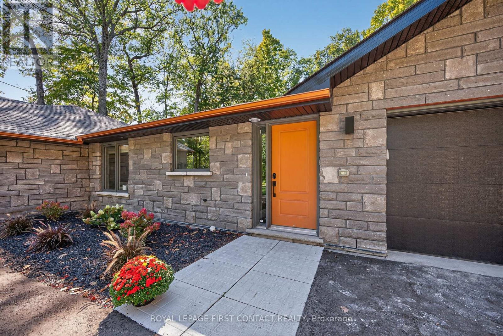 












3200 GOLDSTEIN ROAD

,
Severn,




Ontario
L0K2B0

