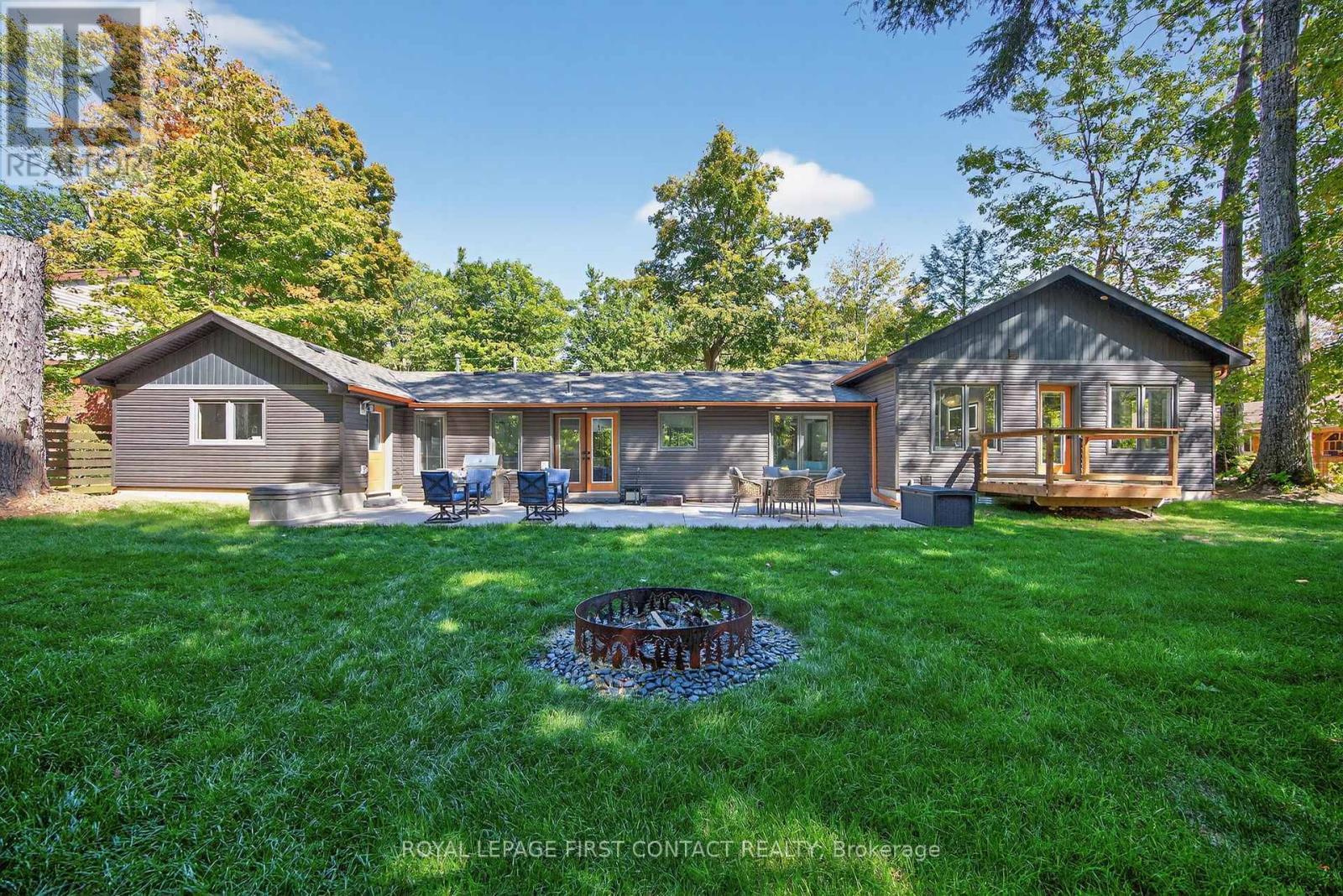 












3200 GOLDSTEIN ROAD

,
Severn,




Ontario
L0K2B0

