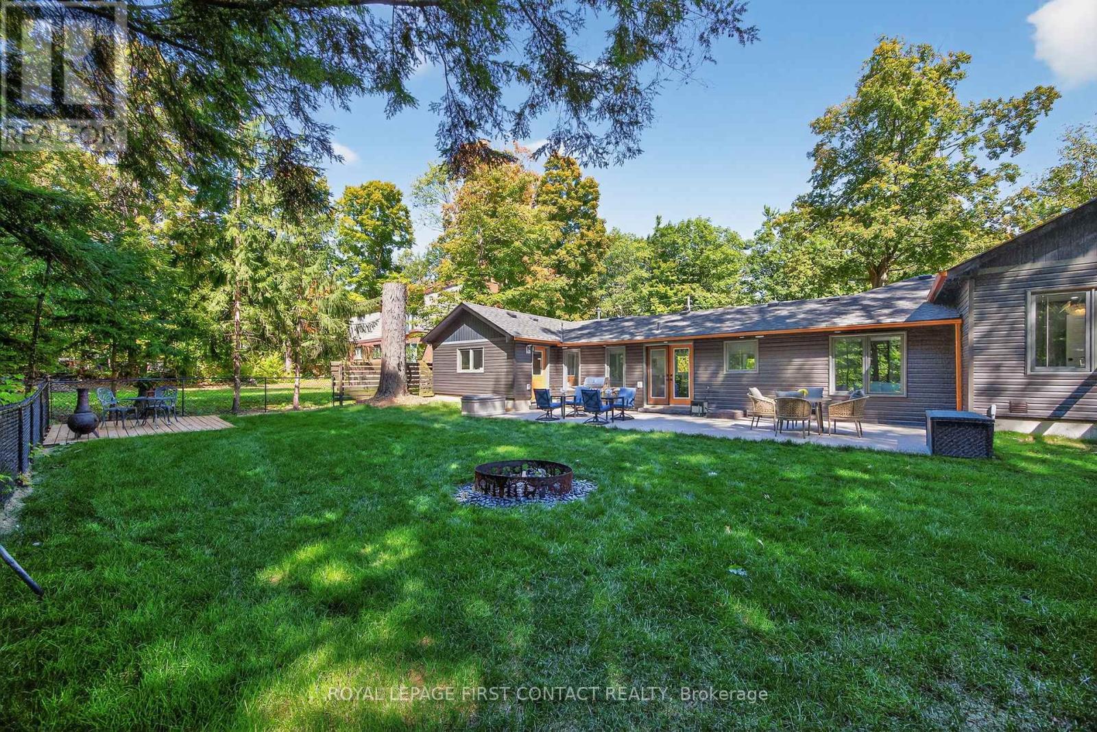 












3200 GOLDSTEIN ROAD

,
Severn,




Ontario
L0K2B0

