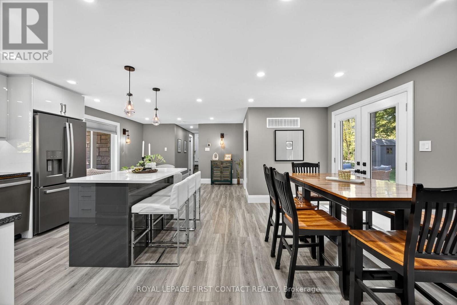 












3200 GOLDSTEIN ROAD

,
Severn,




Ontario
L0K2B0

