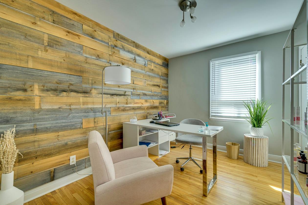 









121

 - 123


Rue De Martigny O.

,
Saint-Jérôme,




QC
J7Y2G2

