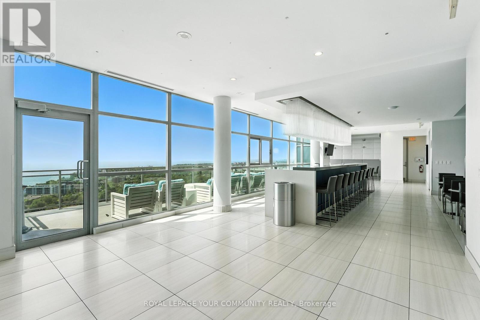 












1226 - 165 LEGION ROAD N

,
Toronto,




Ontario
M8Y0B3

