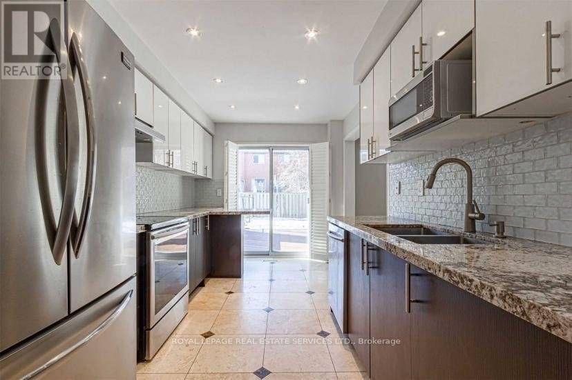












2220 RIDGE LANDING

,
Oakville,




Ontario
L6M3L7

