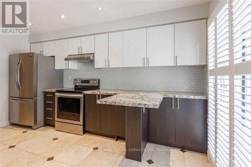 












2220 RIDGE LANDING

,
Oakville,




Ontario
L6M3L7

