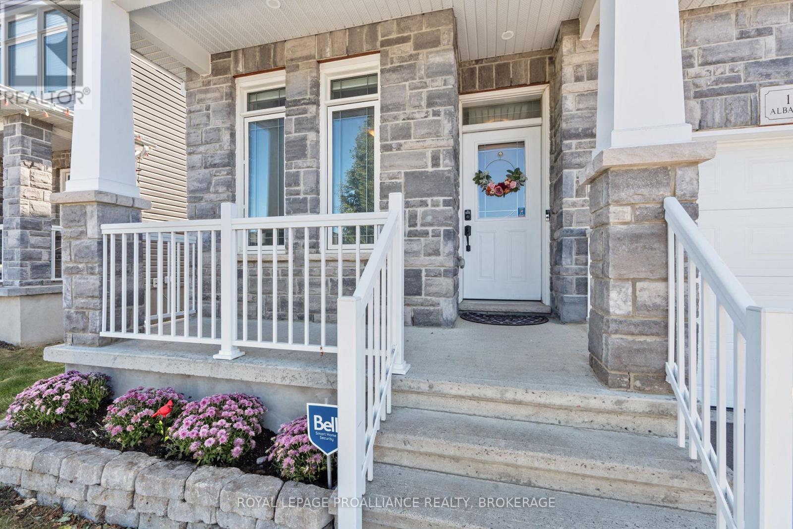 












1556 ALBANY DRIVE

,
Kingston (City Northwest),




Ontario
K7P0L9

