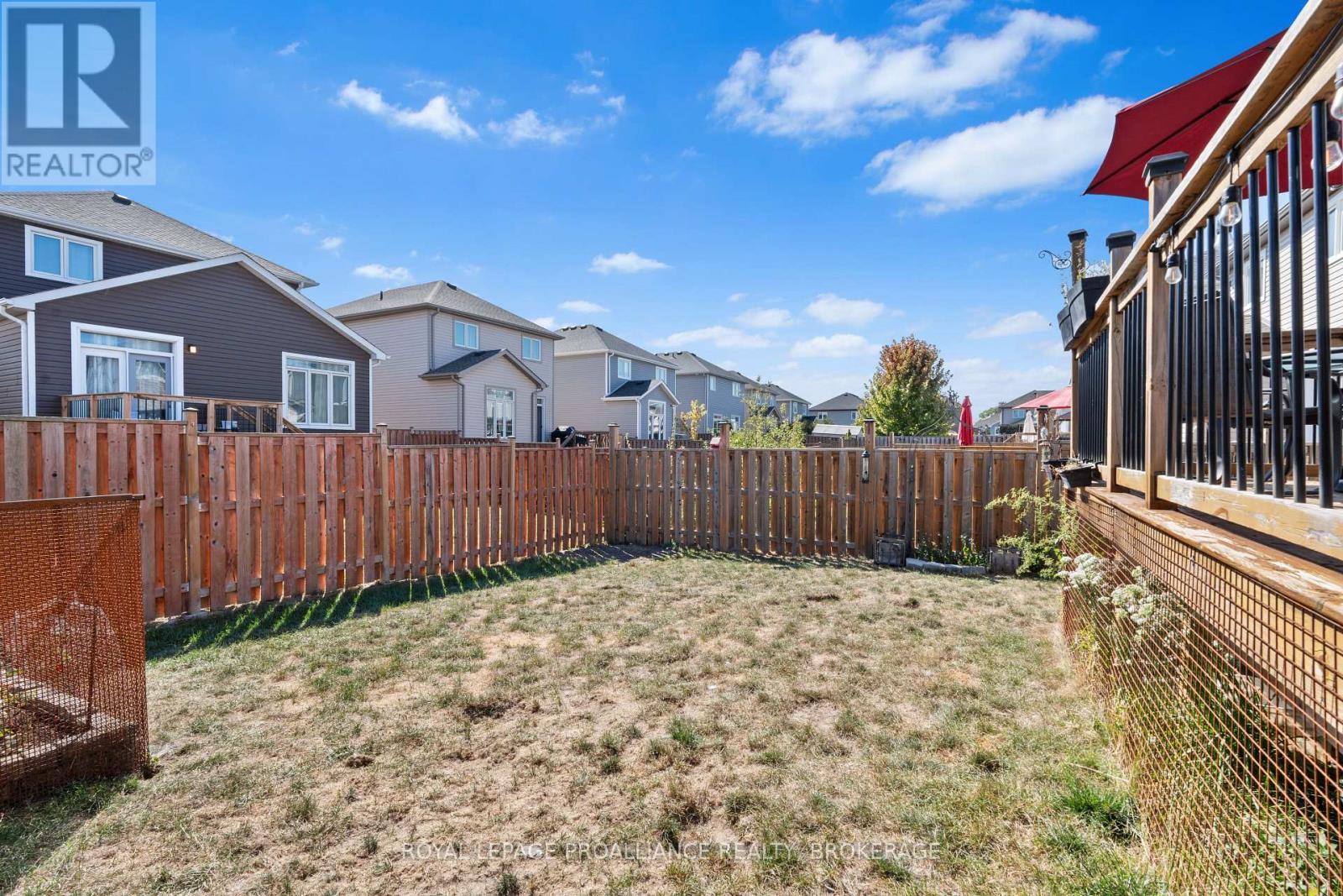 












1556 ALBANY DRIVE

,
Kingston (City Northwest),




Ontario
K7P0L9

