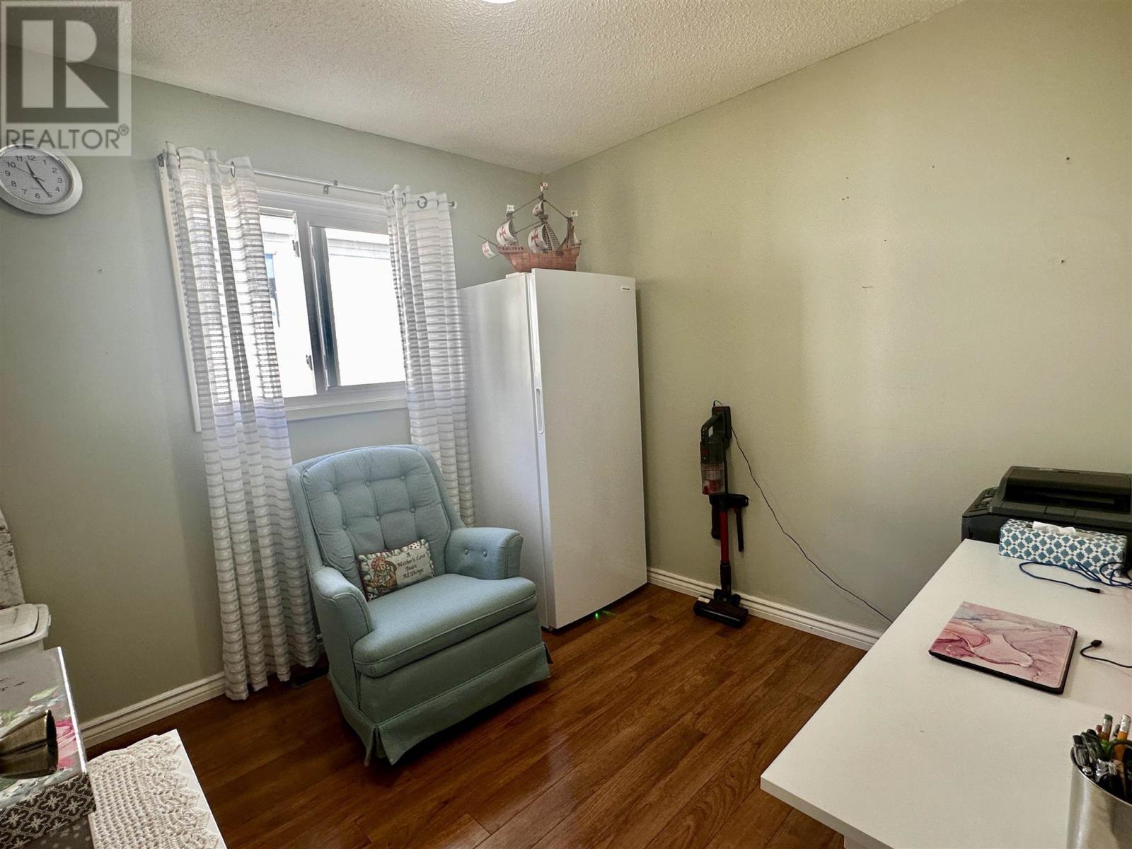 












62 Taylor BLVD

,
Elliot Lake,




Ontario
P5A3H8

