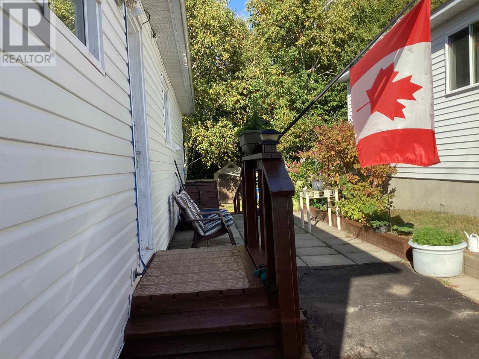 












62 Taylor BLVD

,
Elliot Lake,




Ontario
P5A3H8

