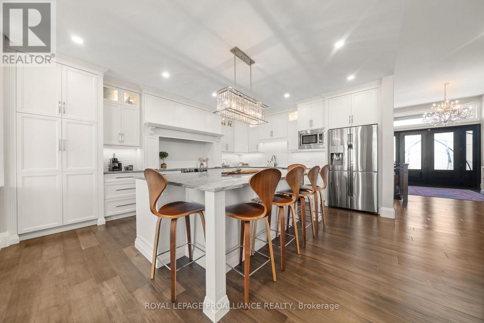 












77 NAVIGATION DRIVE

,
Prince Edward County (Ameliasburg Ward),




Ontario
K8N0G1

