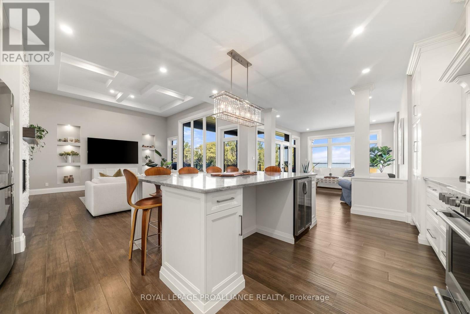 












77 NAVIGATION DRIVE

,
Prince Edward County (Ameliasburg Ward),




Ontario
K8N0G1

