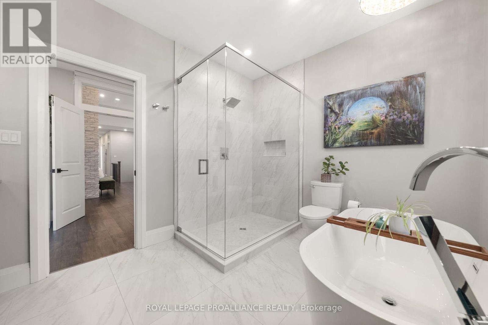 












77 NAVIGATION DRIVE

,
Prince Edward County (Ameliasburg Ward),




Ontario
K8N0G1

