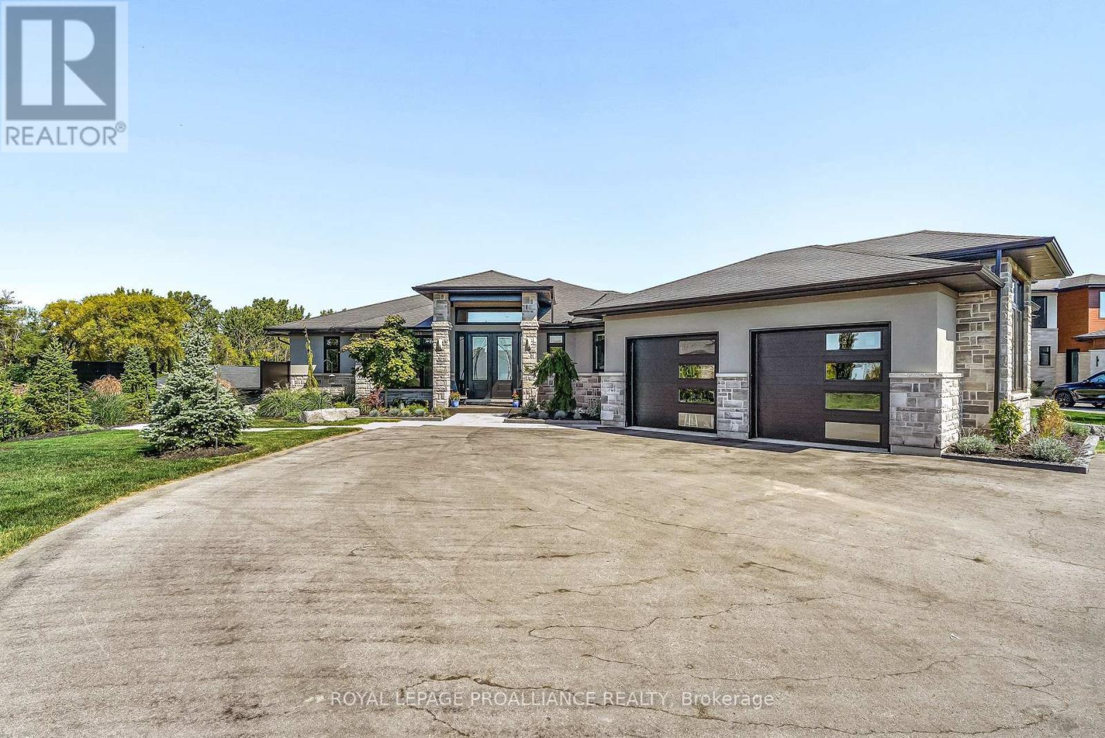 












77 NAVIGATION DRIVE

,
Prince Edward County (Ameliasburg Ward),




Ontario
K8N0G1

