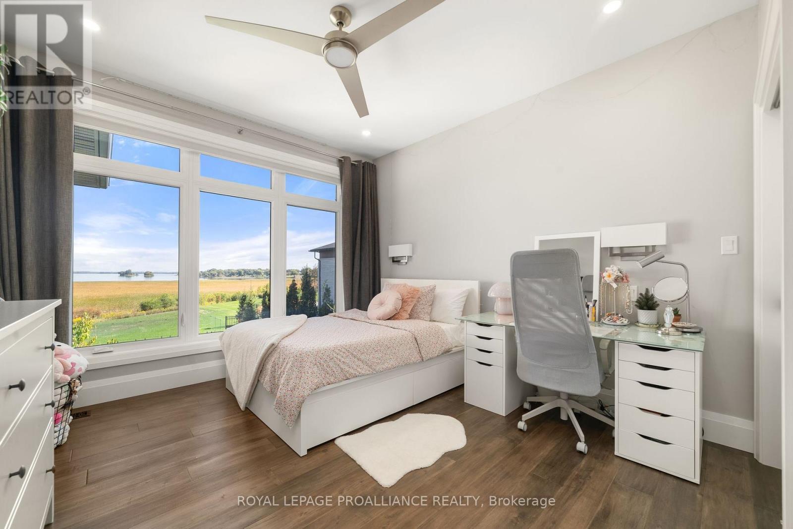 












77 NAVIGATION DRIVE

,
Prince Edward County (Ameliasburg Ward),




Ontario
K8N0G1

