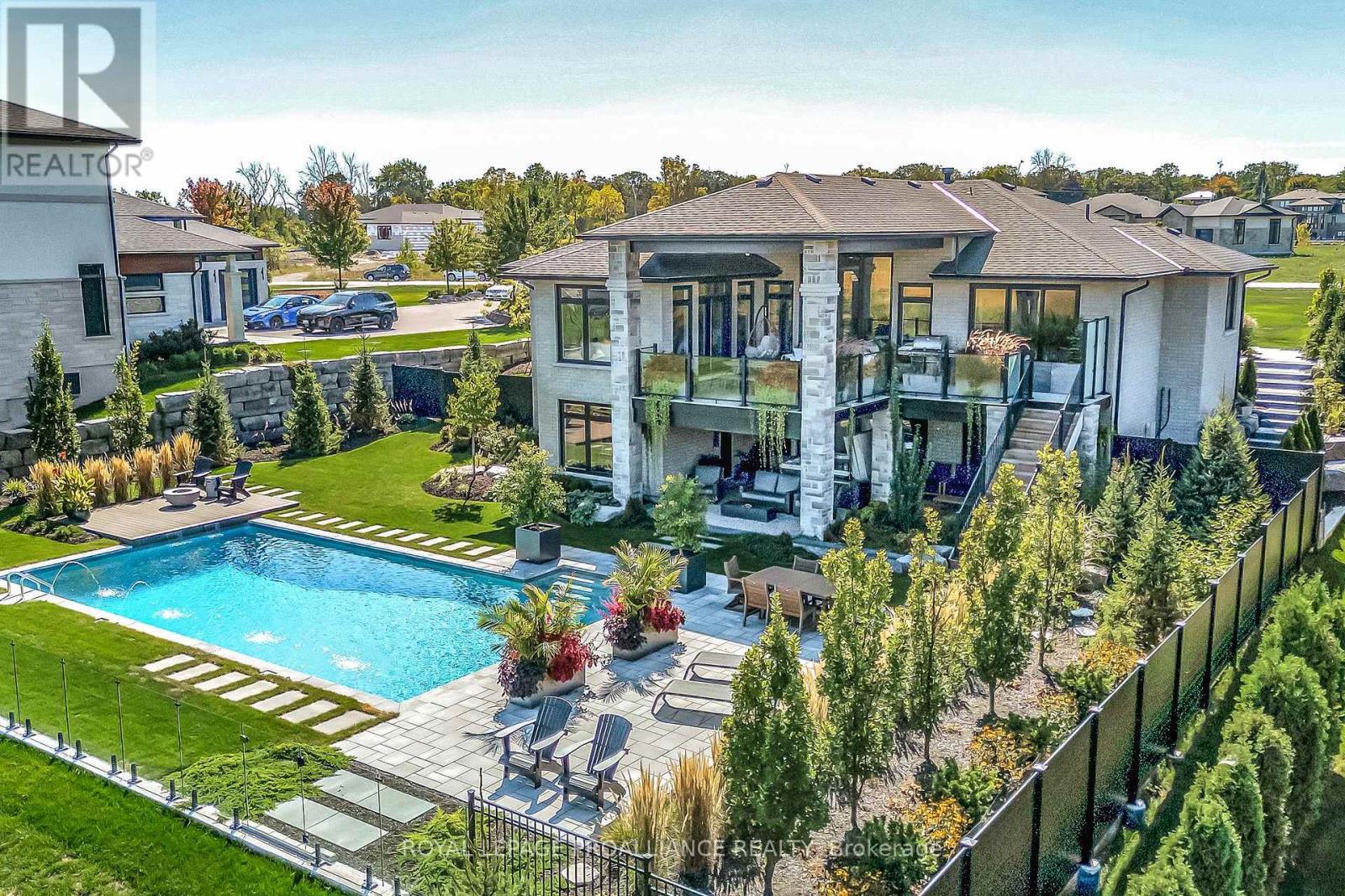 












77 NAVIGATION DRIVE

,
Prince Edward County (Ameliasburg Ward),




Ontario
K8N0G1

