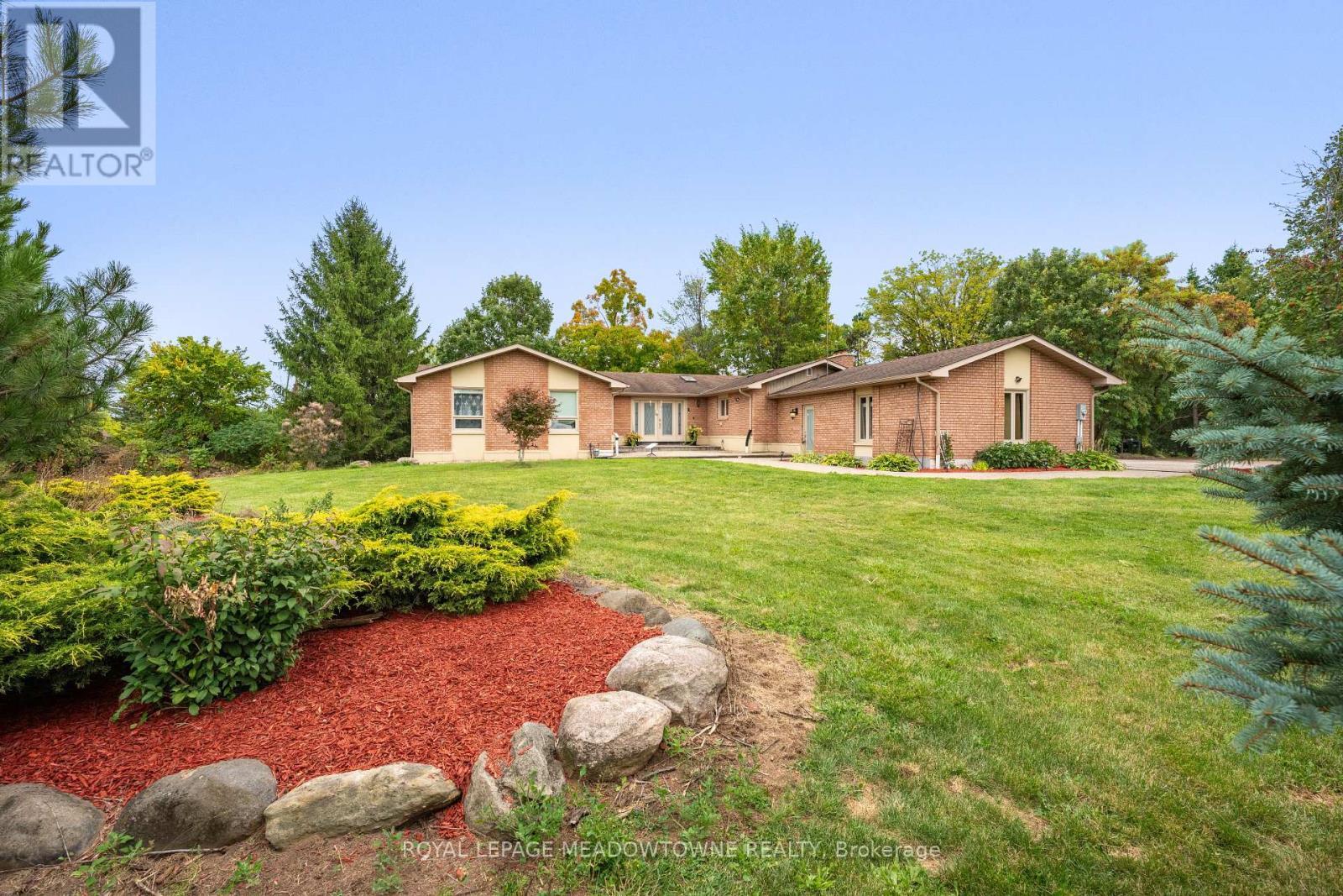 












1 CASSIDY LANE

,
Caledon,




Ontario
L7C1P5

