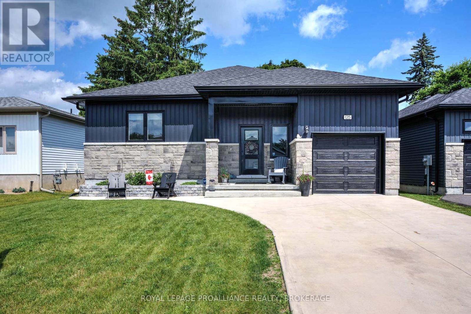 












125 MAPLECROFT COURT

,
Gananoque,




Ontario
K7G0A6

