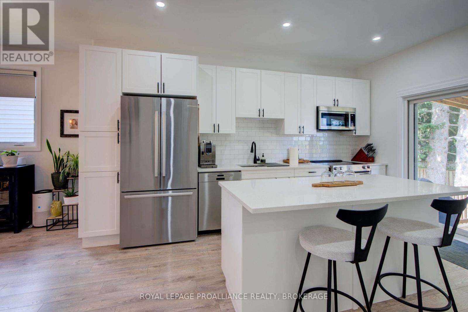 












125 MAPLECROFT COURT

,
Gananoque,




Ontario
K7G0A6

