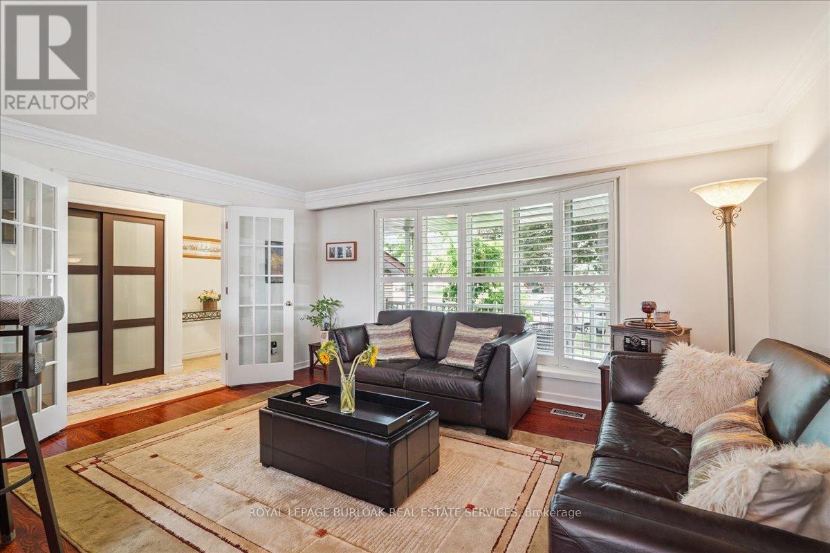 












510 FENWICK PLACE

,
Burlington,




Ontario
L7N2W8

