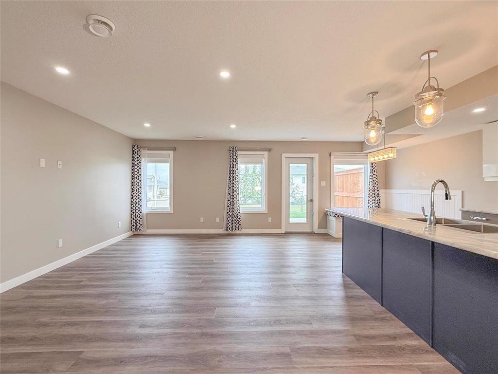 












43 Cobalt Crescent

,
Brandon,




Manitoba
R7A7W5

