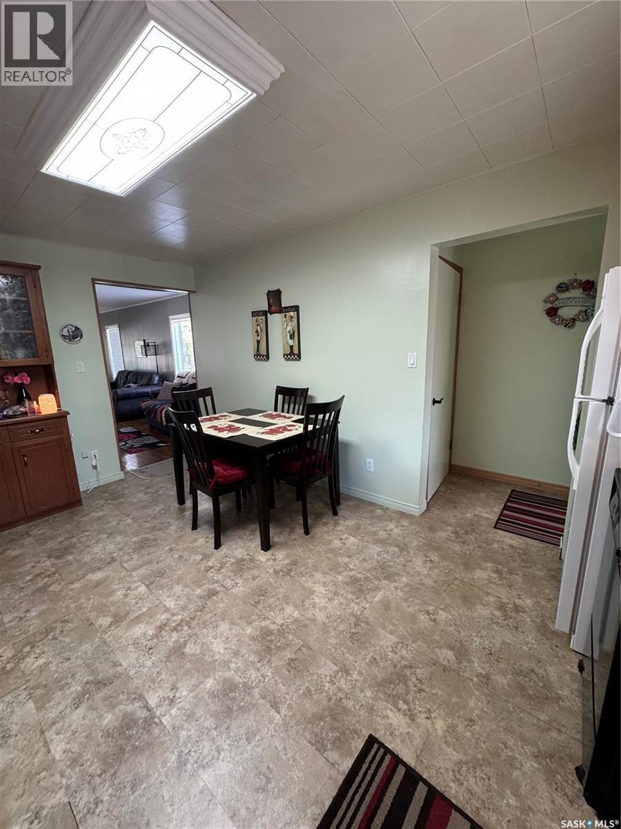 












710 Prince STREET

,
Hudson Bay,




Saskatchewan
S0E0Y0

