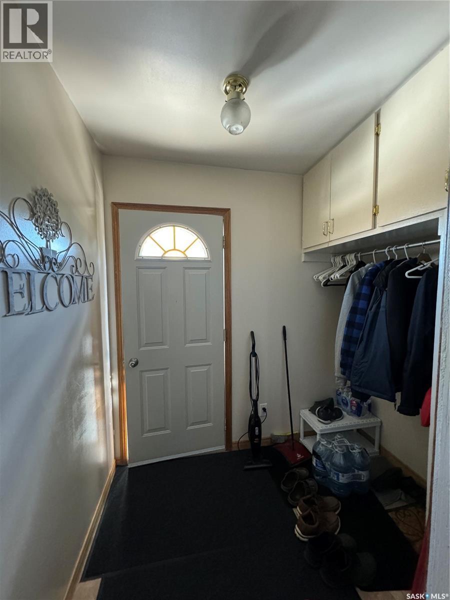 












710 Prince STREET

,
Hudson Bay,




Saskatchewan
S0E0Y0

