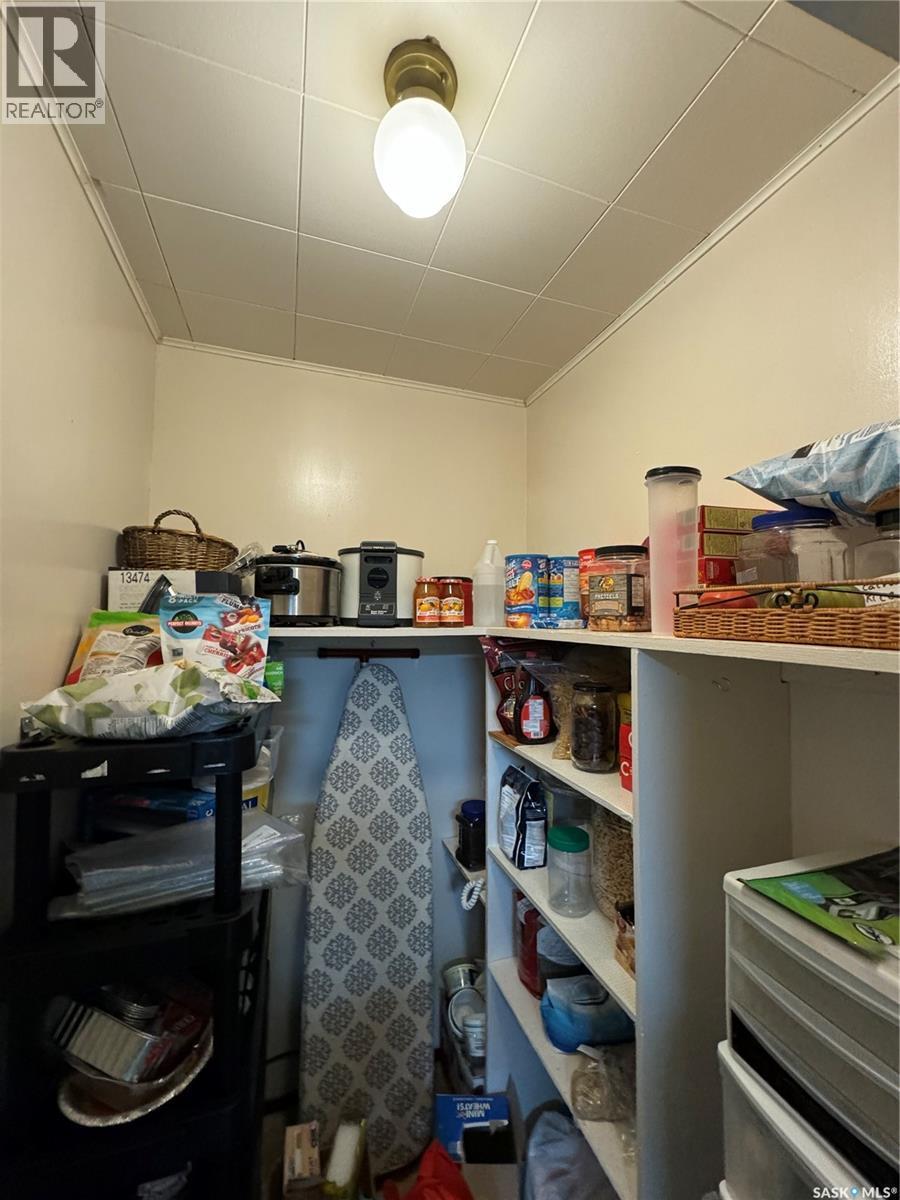 












710 Prince STREET

,
Hudson Bay,




Saskatchewan
S0E0Y0

