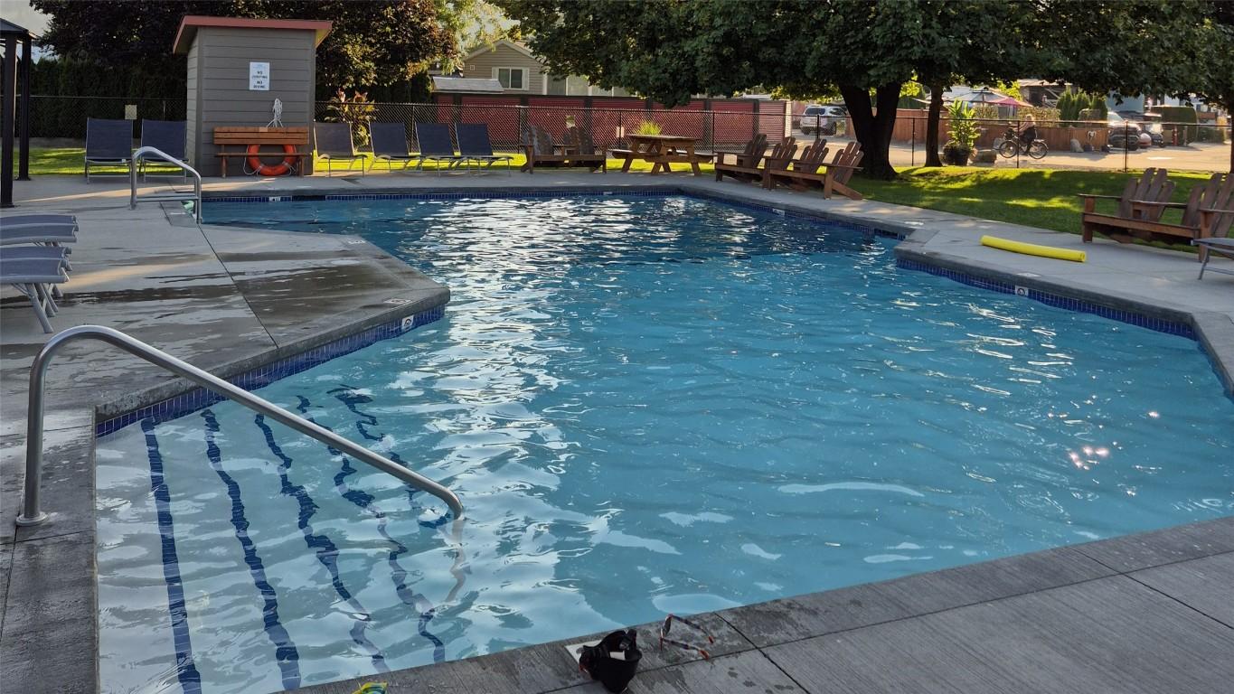 









415


Commonwealth

Road, 12,
Kelowna,







BC
V4V 1P4

