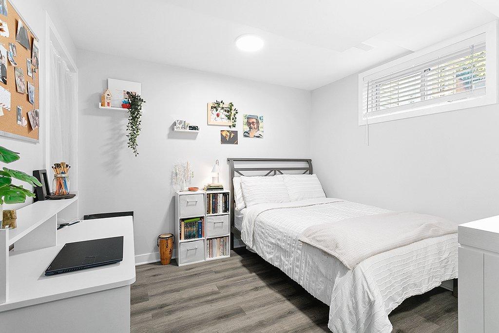 









305


Rue Alfred-Léon

,
Gatineau (Aylmer),




QC
J0X2X1

