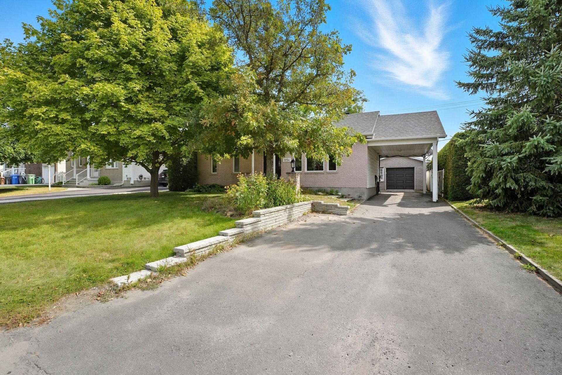 









1154


Rue de Neuville

,
Gatineau (Masson-Angers),




QC
J8M2C2

