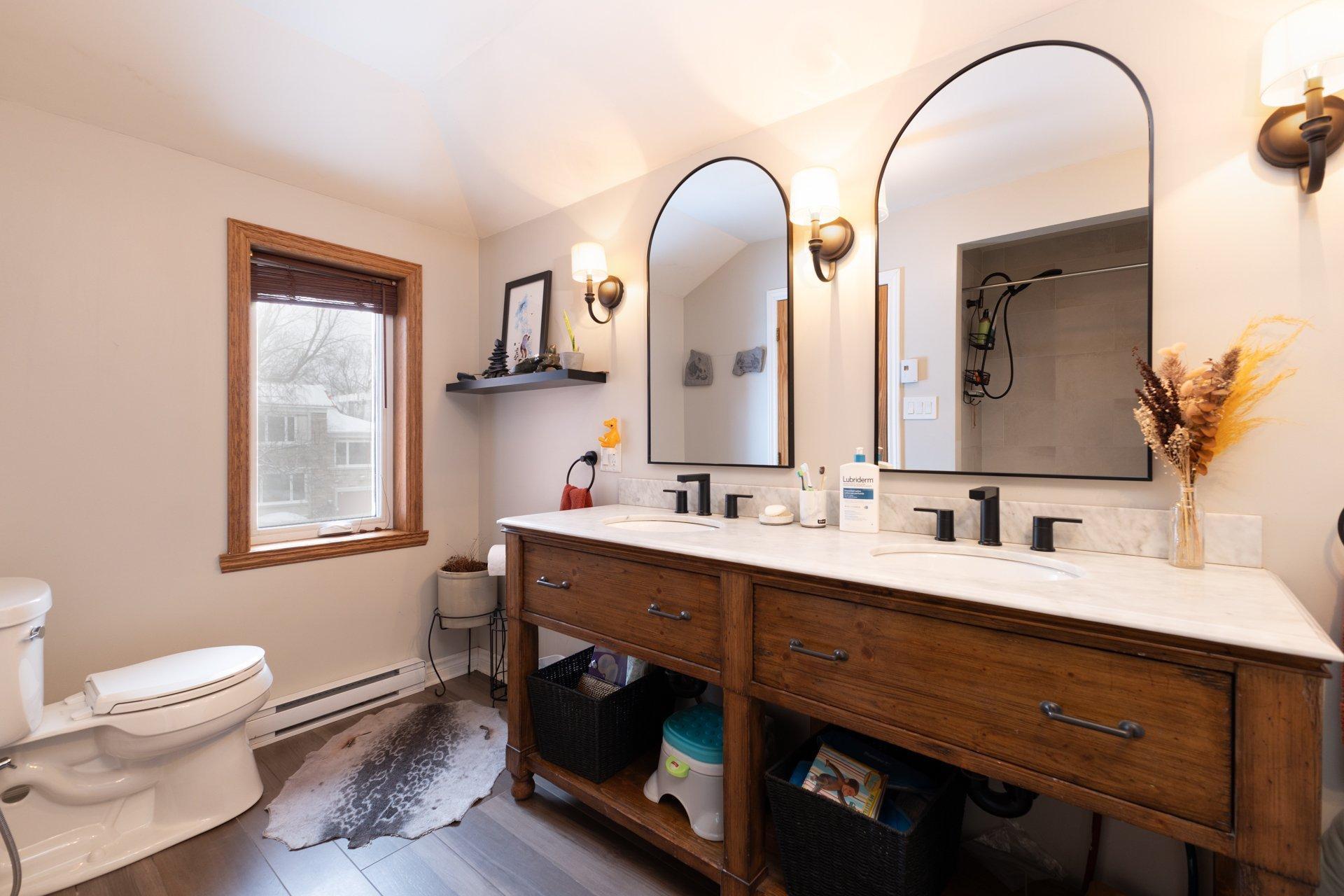 









1284


Rue Beatty

,
Montréal (Verdun/Île-des-Soeurs),




QC
H4H1Y1

