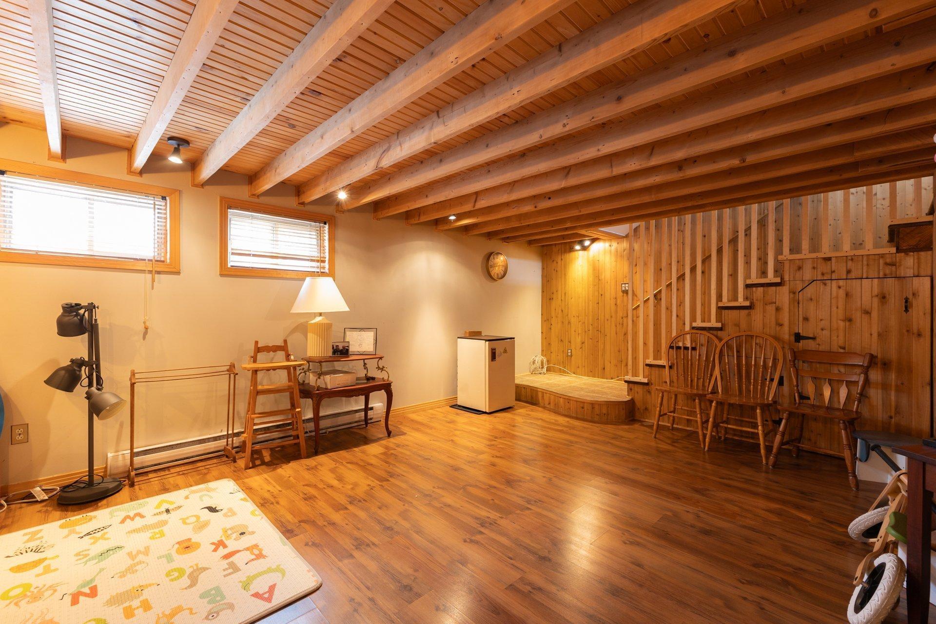 









1284


Rue Beatty

,
Montréal (Verdun/Île-des-Soeurs),




QC
H4H1Y1

