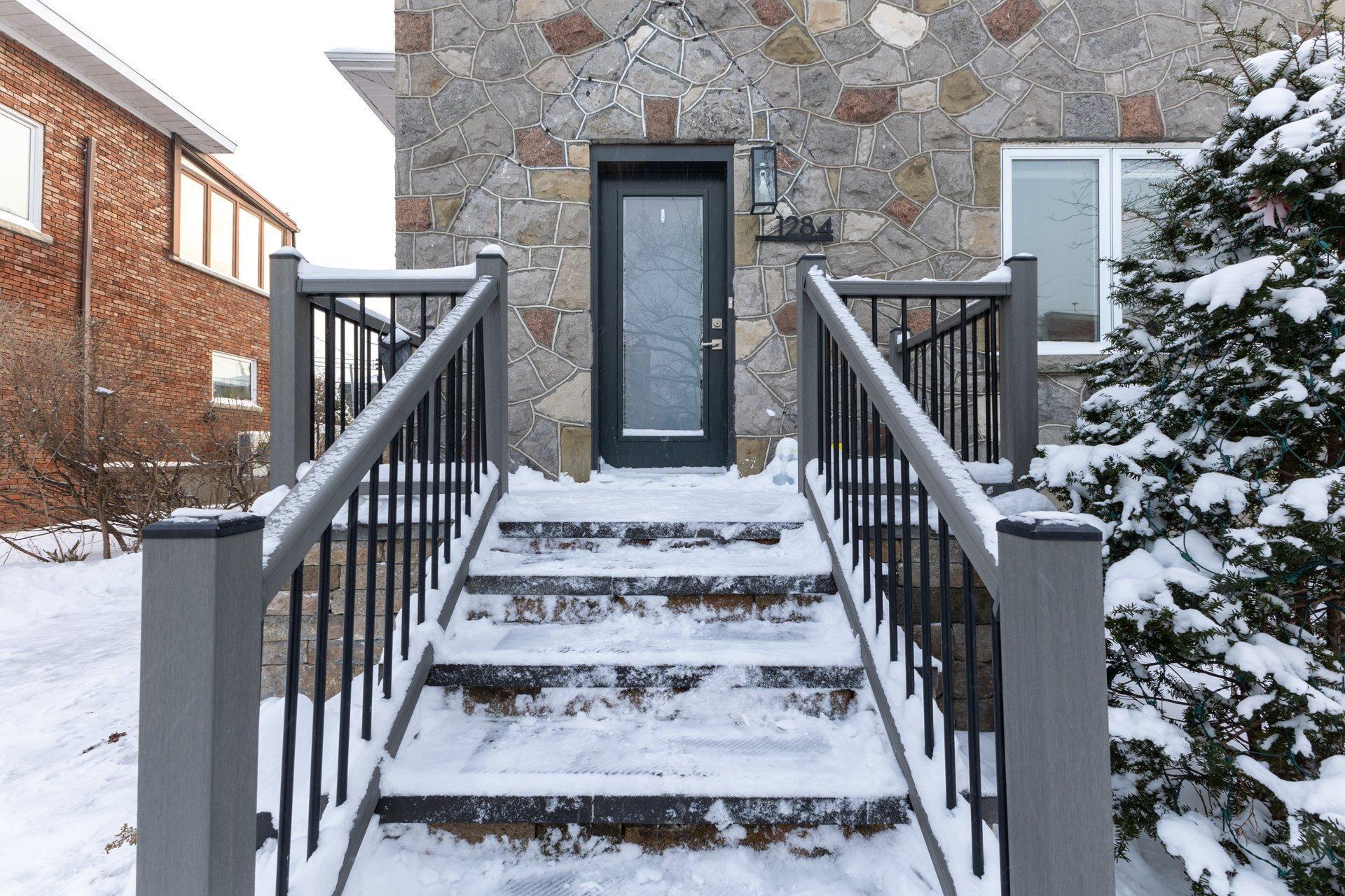 









1284


Rue Beatty

,
Montréal (Verdun/Île-des-Soeurs),




QC
H4H1Y1


