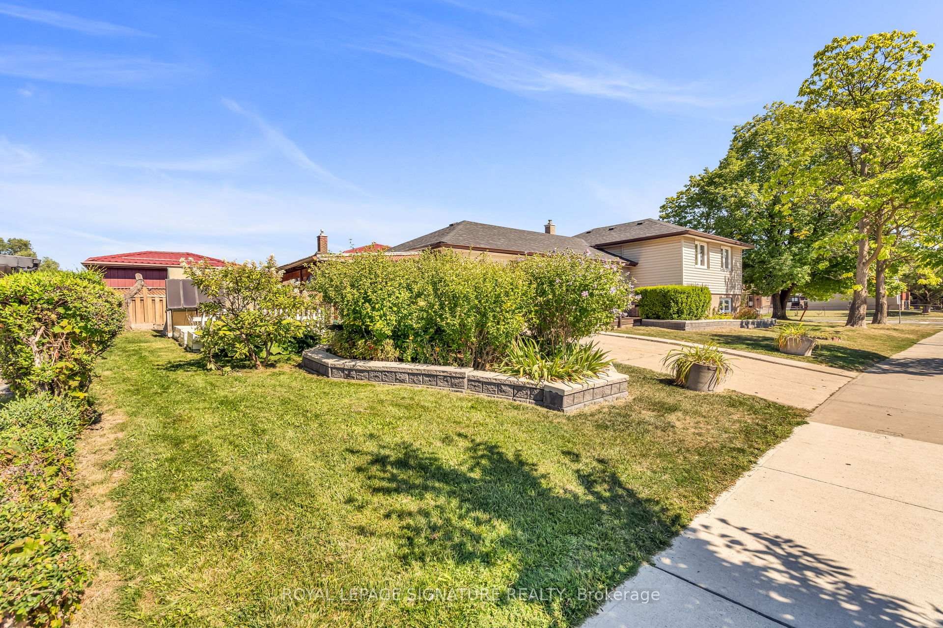 









68


Mount Olive

Drive,
Toronto,




ON
M9V 2C8

