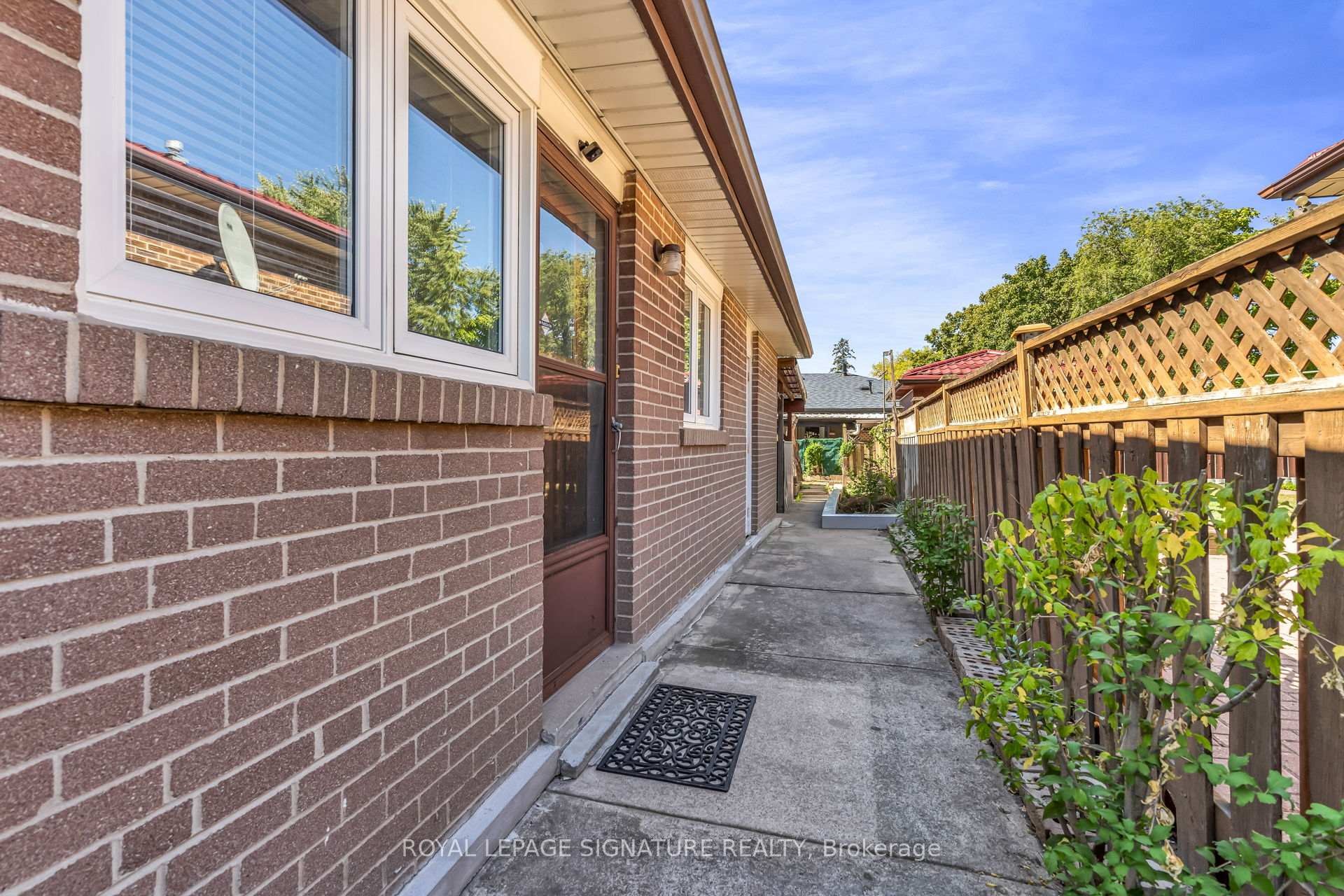 









68


Mount Olive

Drive,
Toronto,




ON
M9V 2C8

