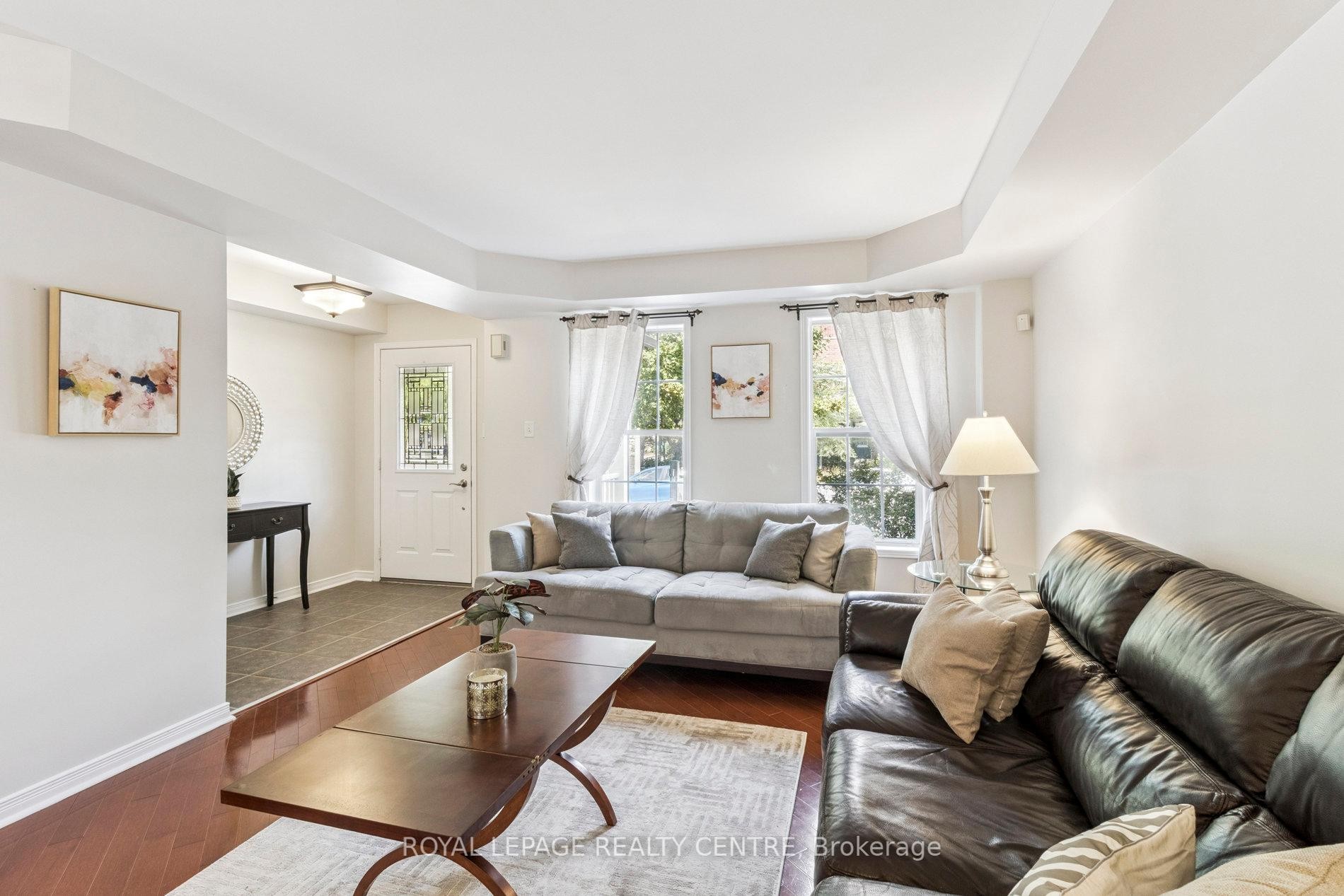 









90


Georgian

Drive,
Oakville,




ON
L6H 6V1

