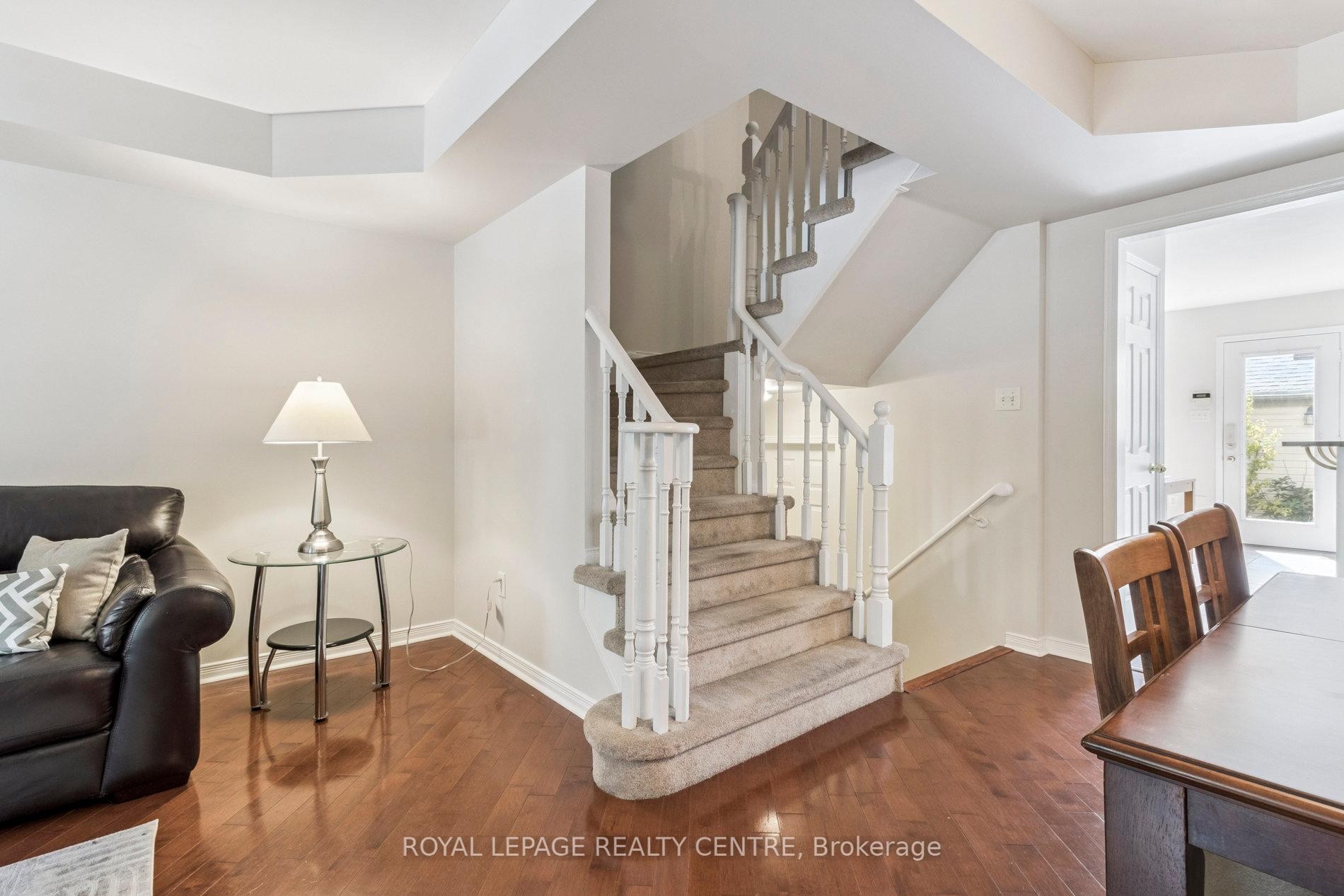 









90


Georgian

Drive,
Oakville,




ON
L6H 6V1

