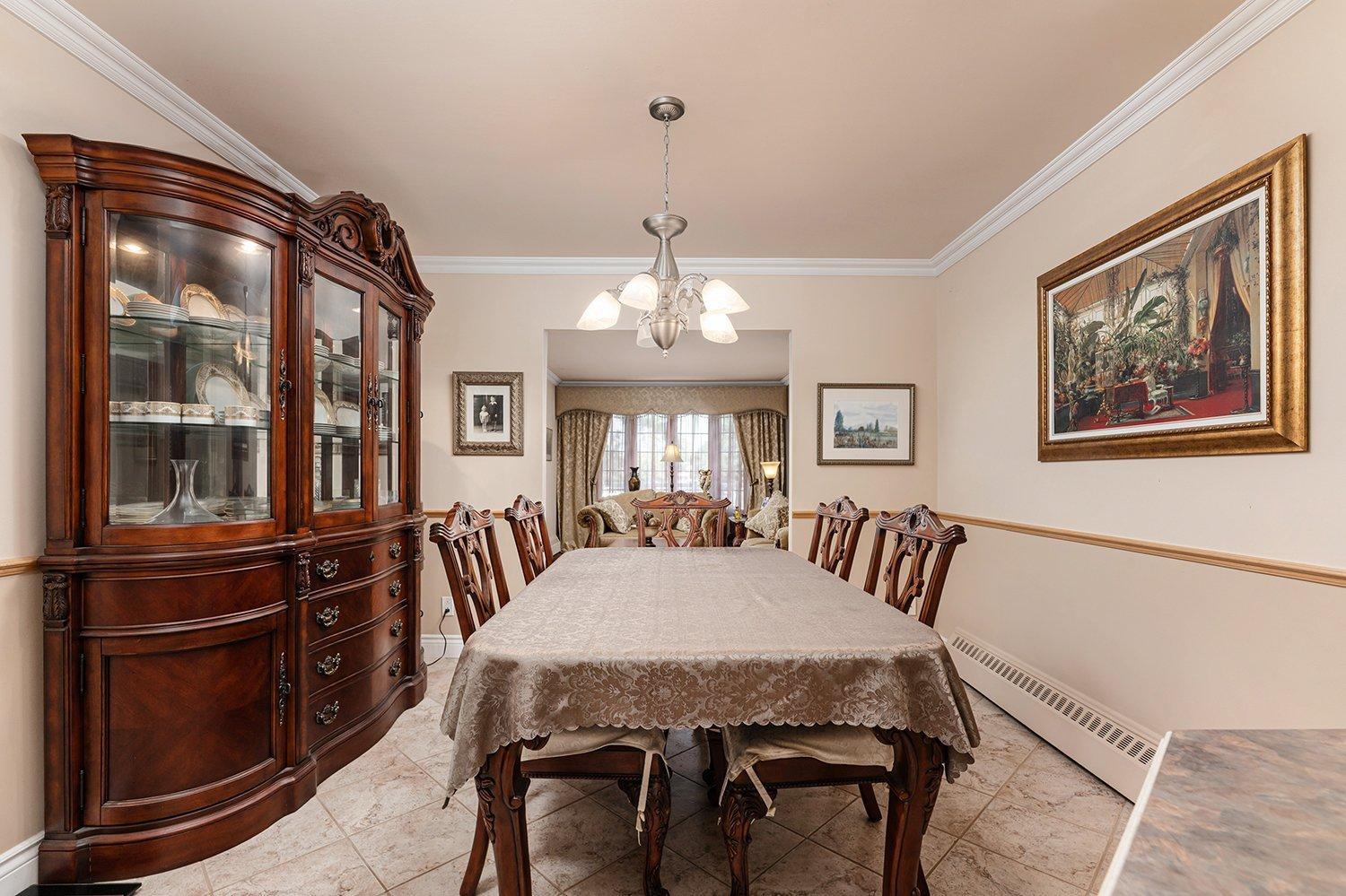 









344

 - 348


Rue Verreau

,
Longueuil (Le Vieux-Longueuil),




QC
J4L1C4

