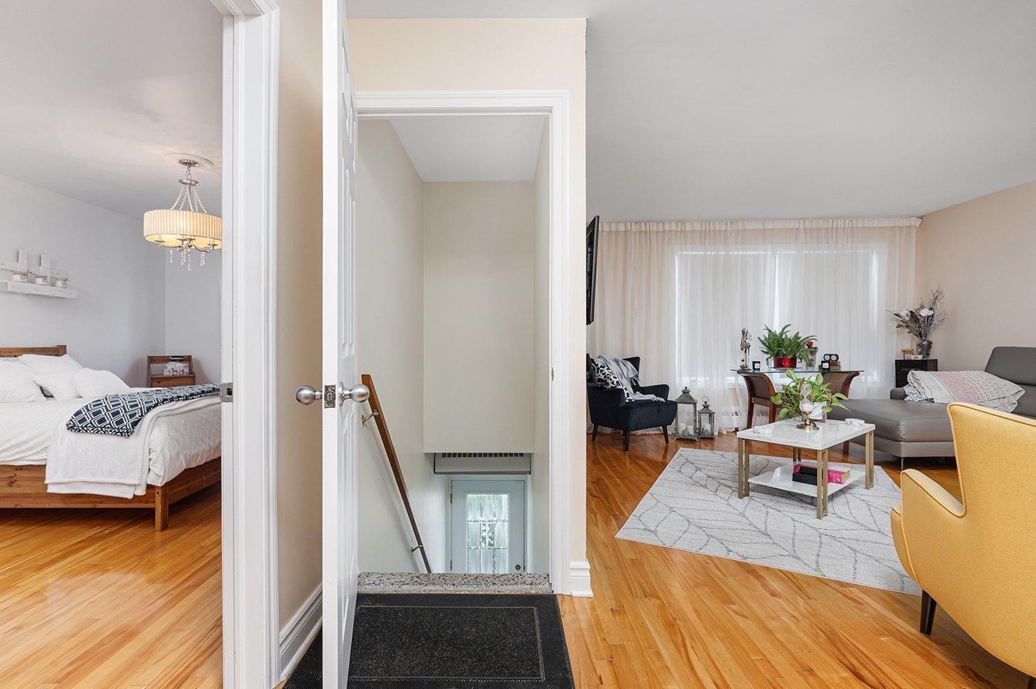 









344

 - 348


Rue Verreau

,
Longueuil (Le Vieux-Longueuil),




QC
J4L1C4

