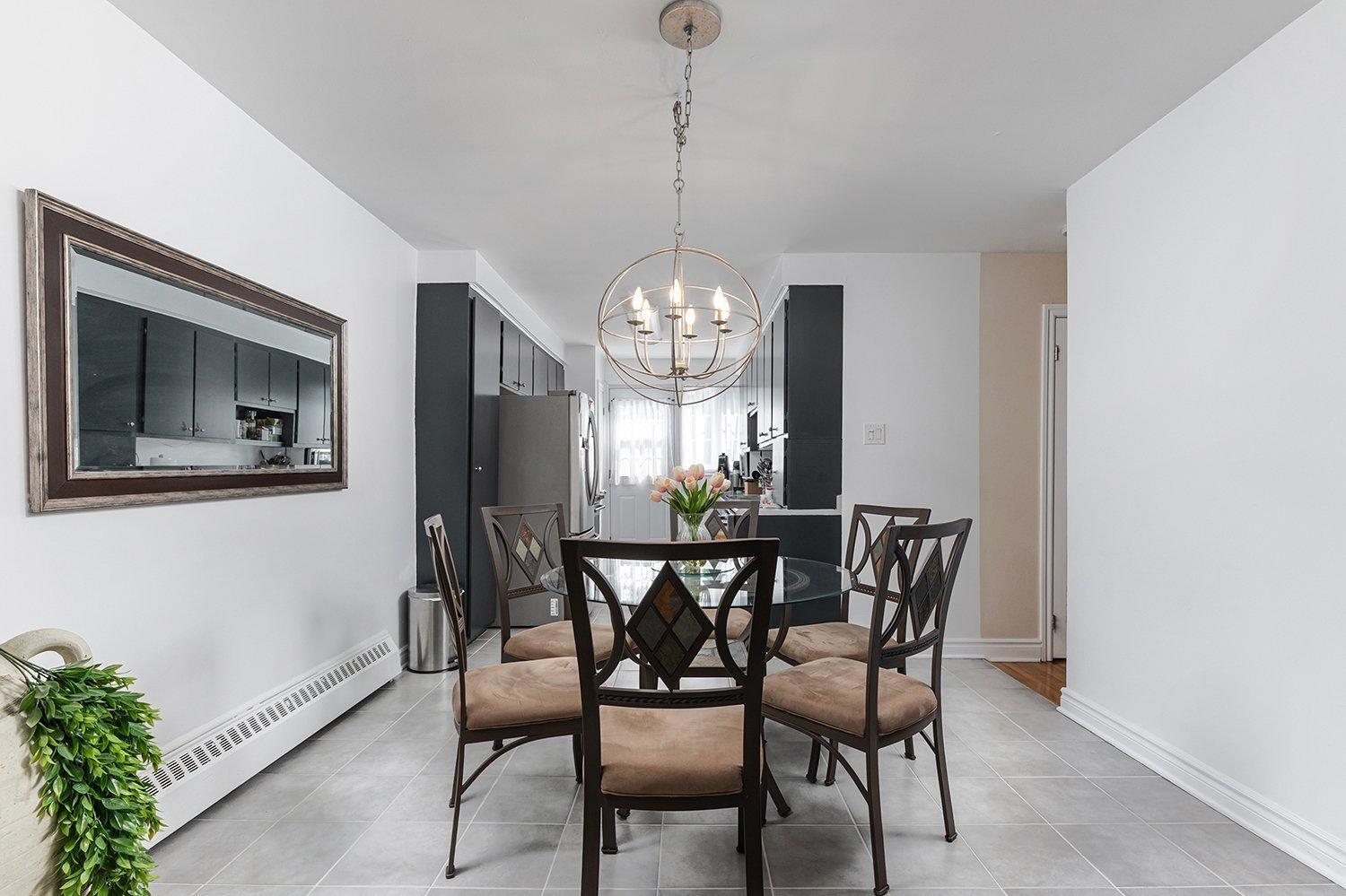 









344

 - 348


Rue Verreau

,
Longueuil (Le Vieux-Longueuil),




QC
J4L1C4

