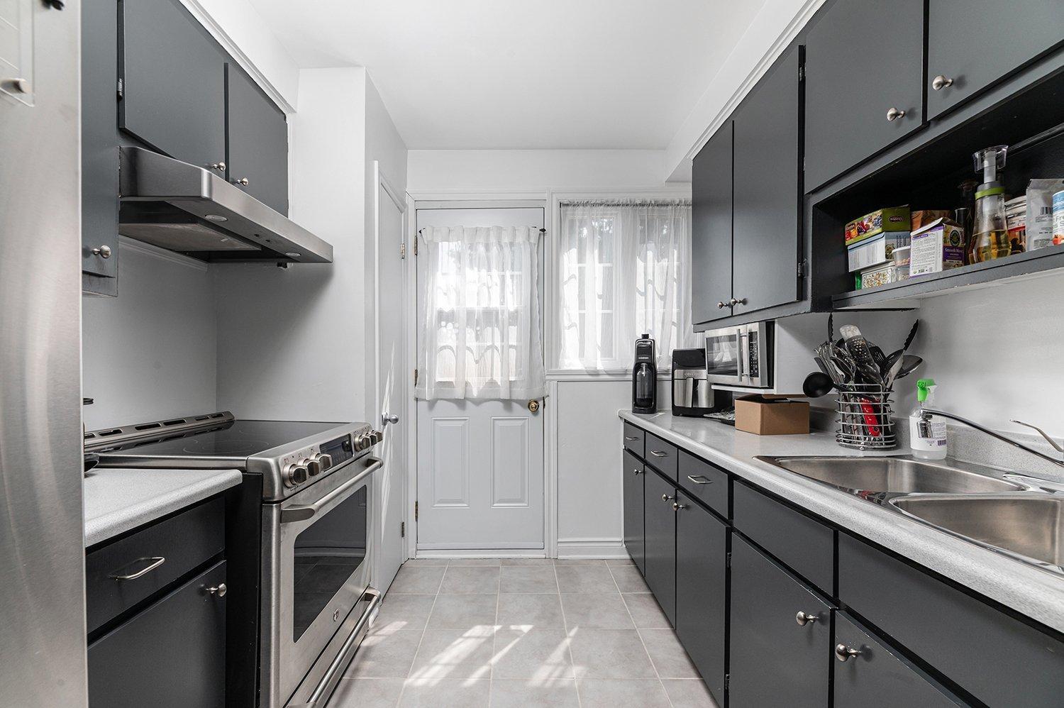 









344

 - 348


Rue Verreau

,
Longueuil (Le Vieux-Longueuil),




QC
J4L1C4

