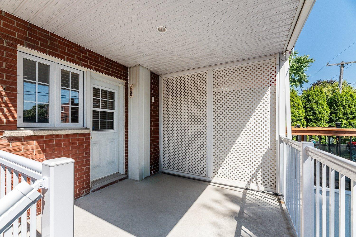 









344

 - 348


Rue Verreau

,
Longueuil (Le Vieux-Longueuil),




QC
J4L1C4

