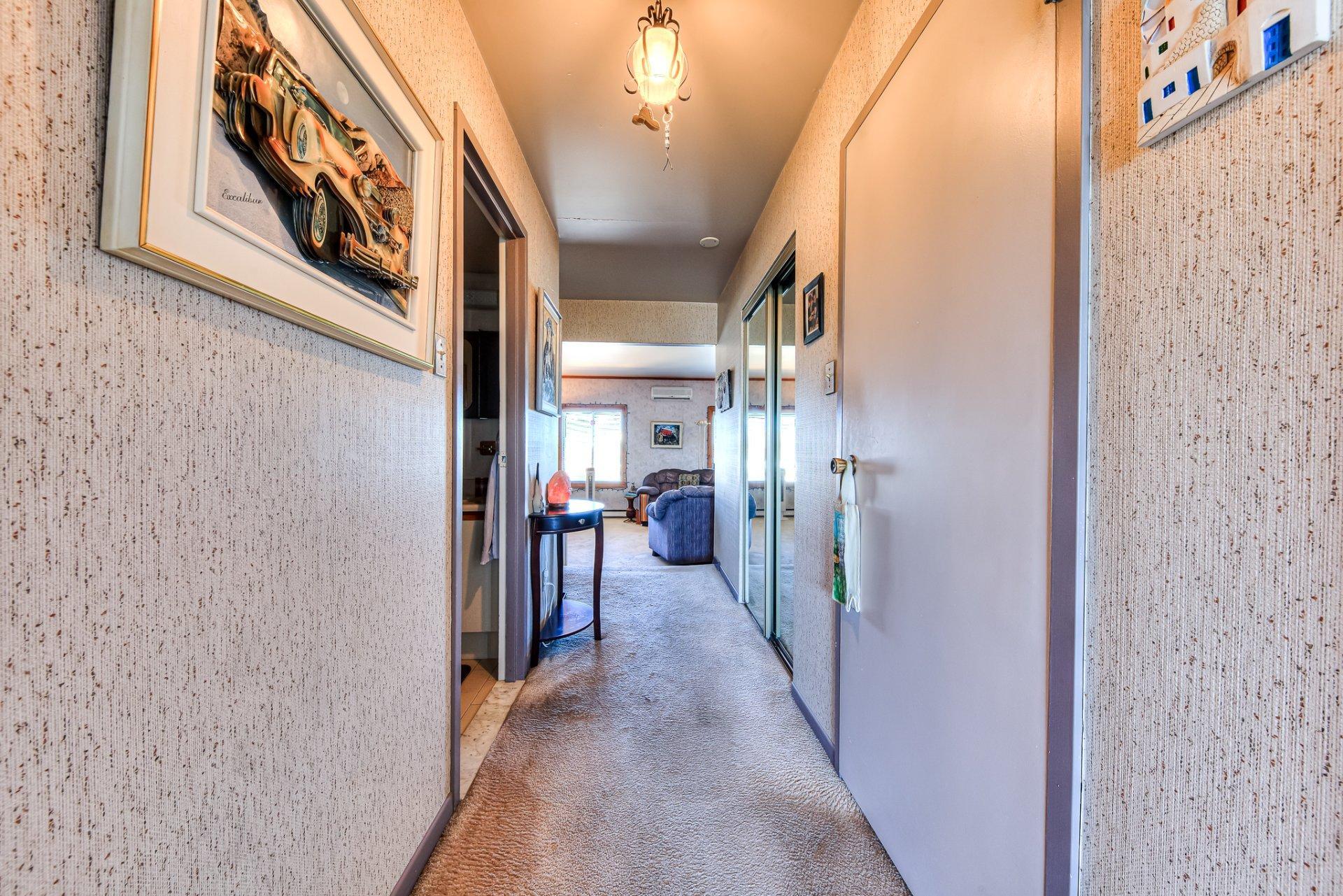 









4948


Boul. Notre-Dame

, 8,
Laval (Chomedey),




QC
H7W1V5

