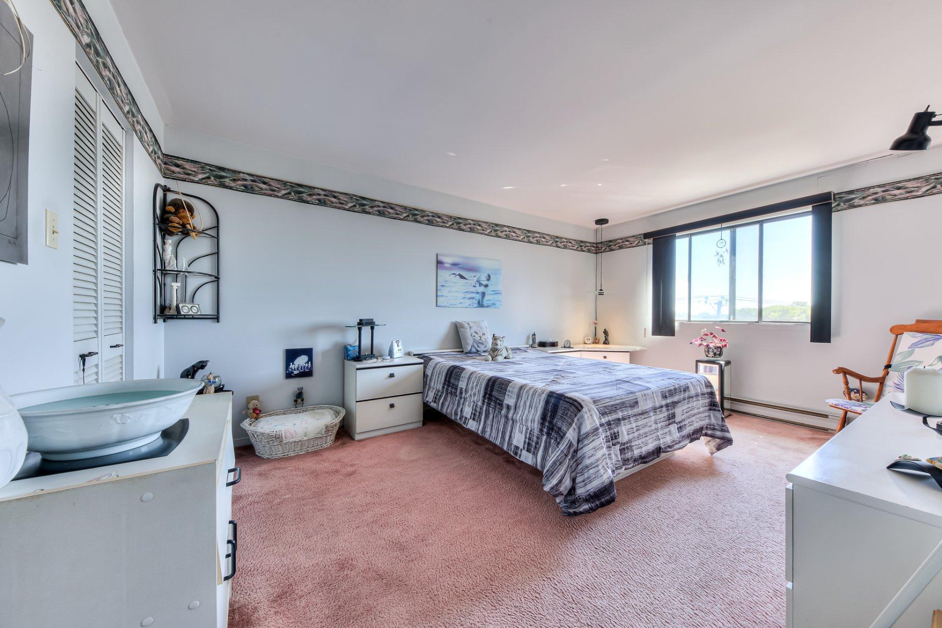 









4948


Boul. Notre-Dame

, 8,
Laval (Chomedey),




QC
H7W1V5

