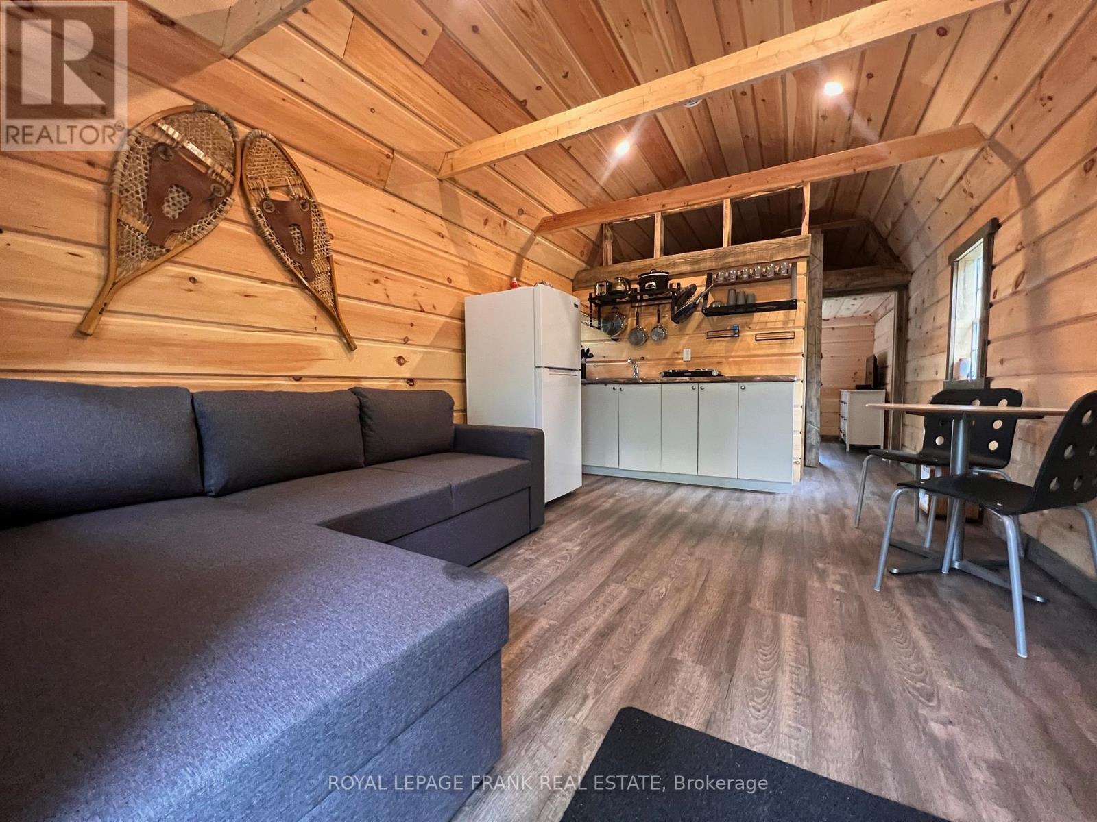 












0 PETERSON ROAD

,
Hastings Highlands (Herschel Ward),







Ontario
K0L2S0

