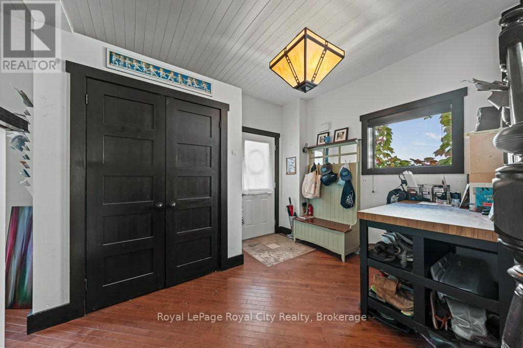 












28 NORTHUMBERLAND STREET

,
Guelph (Downtown),




Ontario
N1H3A5

