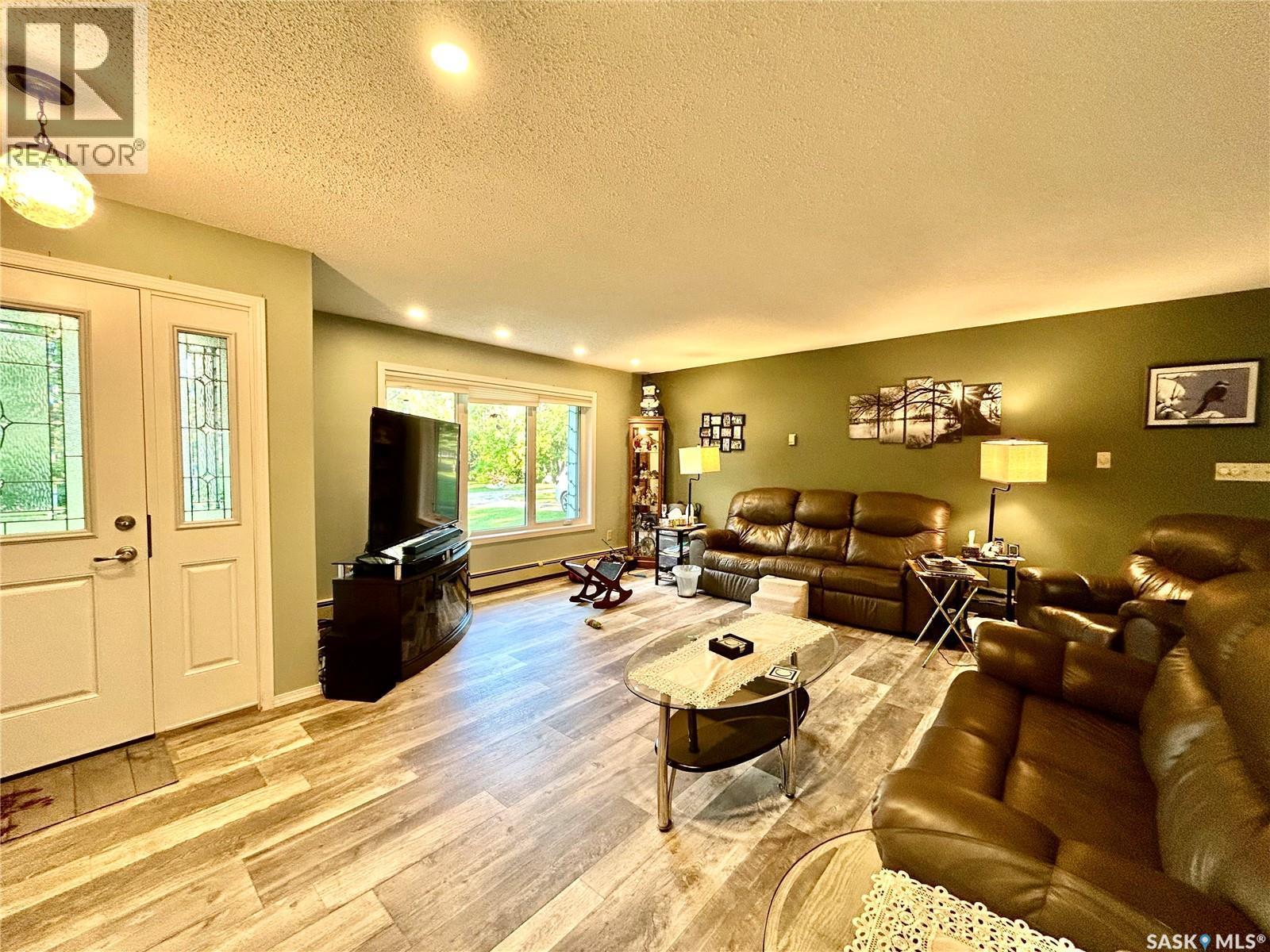 












Cragg Home Quarter

,
Arborfield Rm No. 456,




Saskatchewan
S0E0A0

