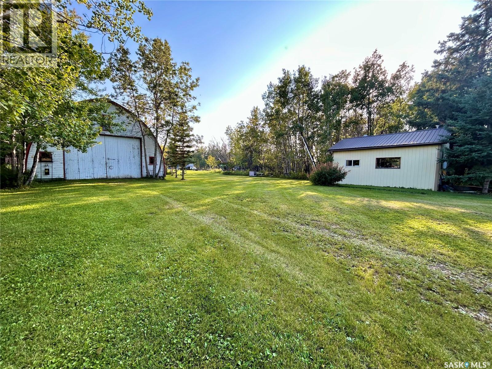 












Cragg Home Quarter

,
Arborfield Rm No. 456,




Saskatchewan
S0E0A0

